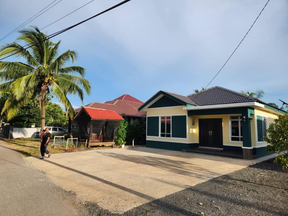 Holiday home D'kampung